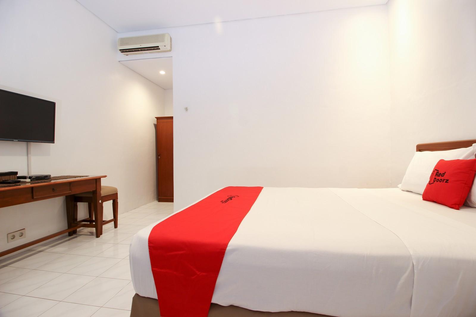 Reddoorz Plus Near Alun Alun Selatan 2 Yogyakarta Exterior photo