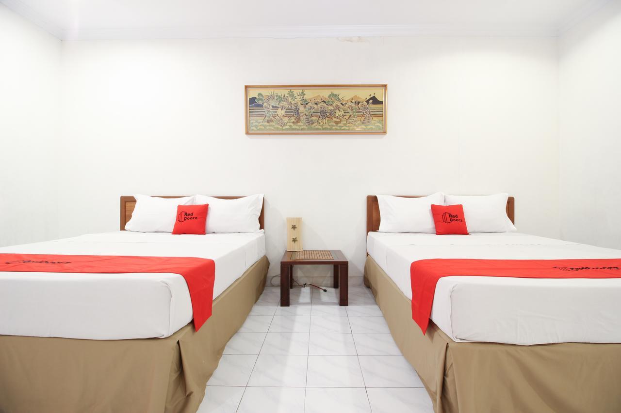 Reddoorz Plus Near Alun Alun Selatan 2 Yogyakarta Exterior photo