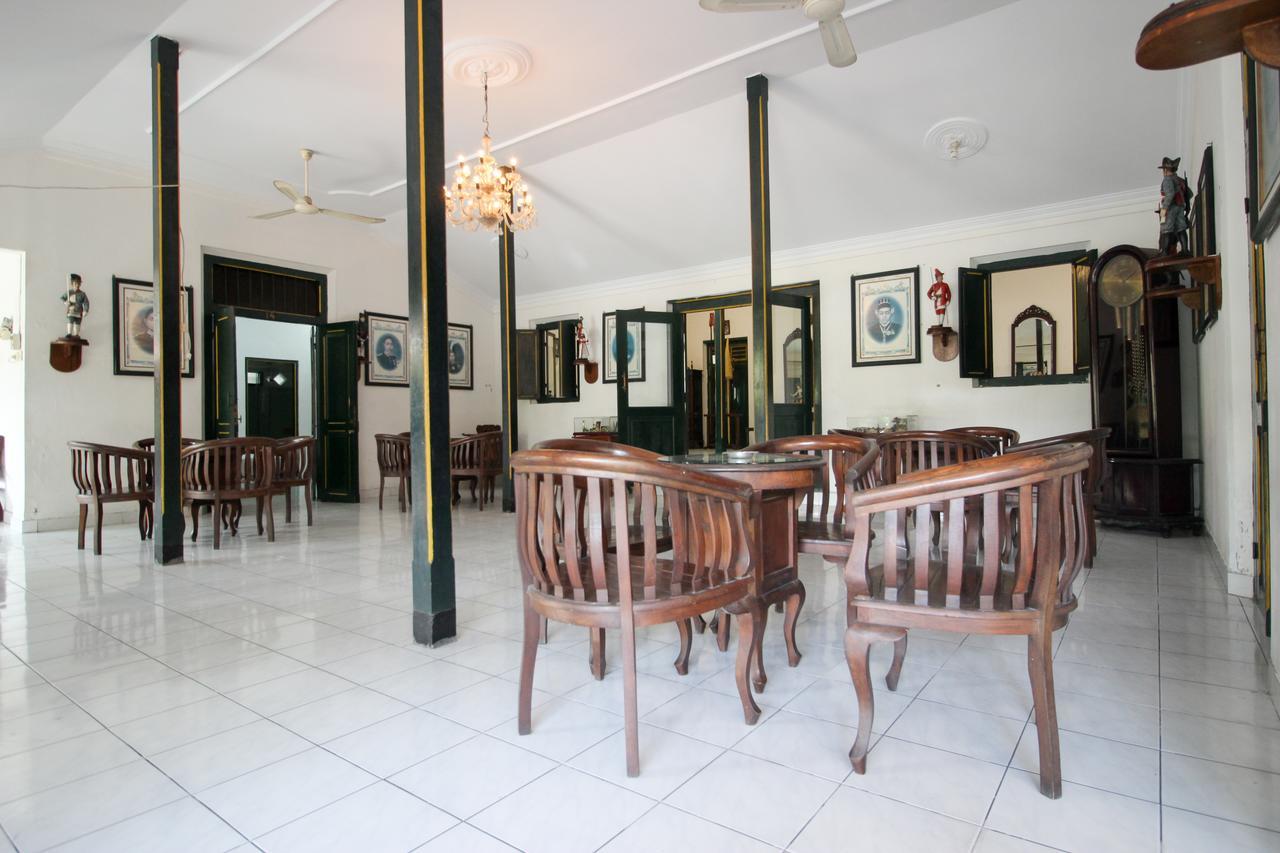 Reddoorz Plus Near Alun Alun Selatan 2 Yogyakarta Exterior photo