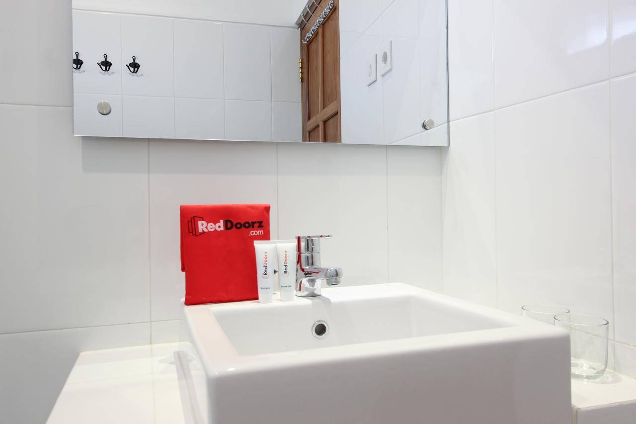 Reddoorz Plus Near Alun Alun Selatan 2 Yogyakarta Exterior photo